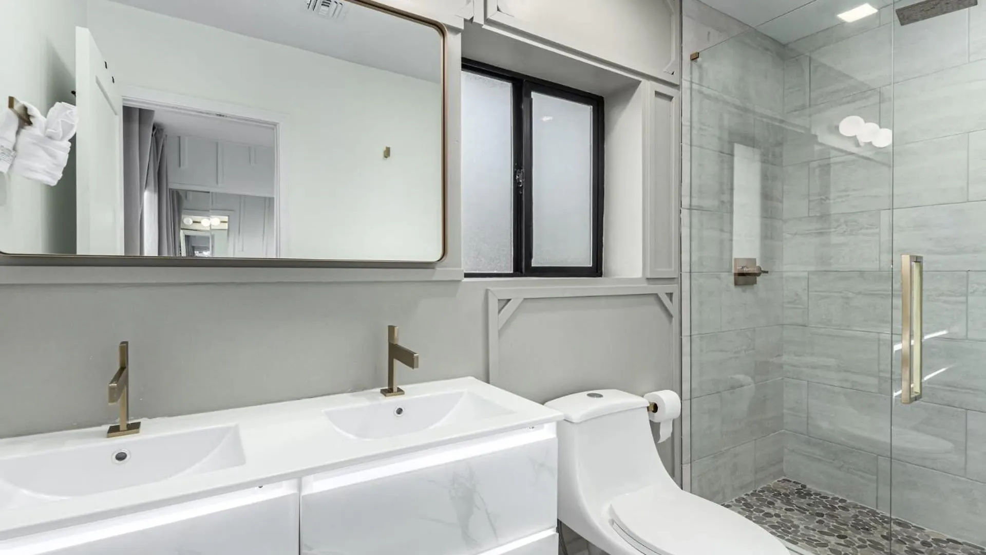 Tatil Evi New Windsor Modern Retreat Pool Spa Volleyball Scottsdale